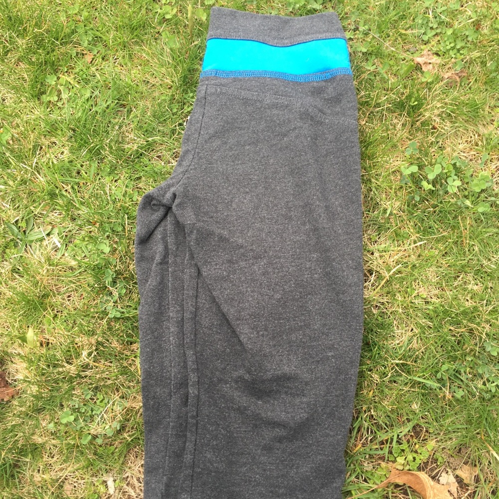 Green apple active -  s yoga capris - bamboo
